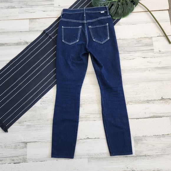 Mother The Ankle Swooner Jeans In Ooh La La Dark Wash Size 24 - Picture 10 of 11